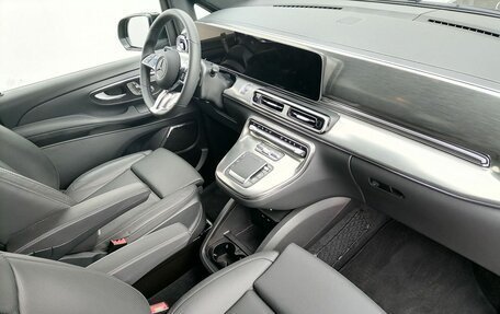 Mercedes-Benz V-Класс, 2024 год, 13 050 000 рублей, 9 фотография