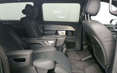 Mercedes-Benz V-Класс, 2024 год, 13 050 000 рублей, 20 фотография