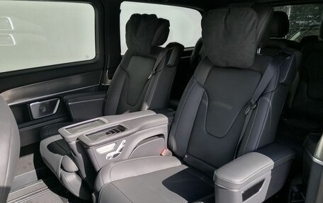 Mercedes-Benz V-Класс, 2024 год, 13 050 000 рублей, 22 фотография
