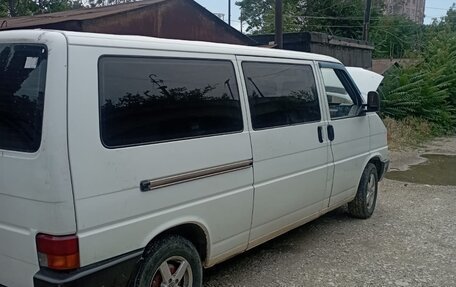 Volkswagen Transporter T4, 1995 год, 670 000 рублей, 2 фотография