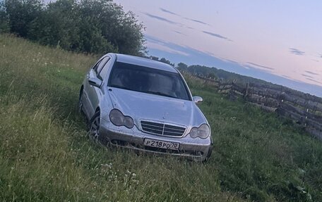 Mercedes-Benz C-Класс, 2000 год, 420 000 рублей, 3 фотография