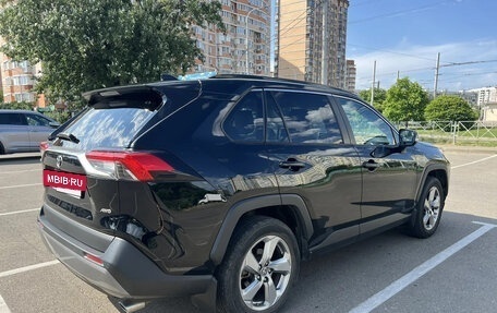Toyota RAV4, 2020 год, 3 100 000 рублей, 2 фотография