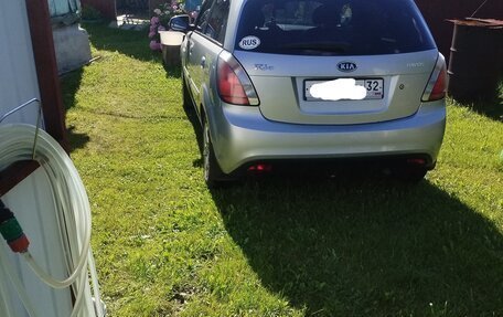 KIA Rio II, 2010 год, 800 000 рублей, 5 фотография