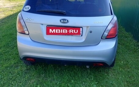 KIA Rio II, 2010 год, 800 000 рублей, 2 фотография