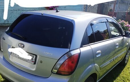 KIA Rio II, 2010 год, 800 000 рублей, 6 фотография