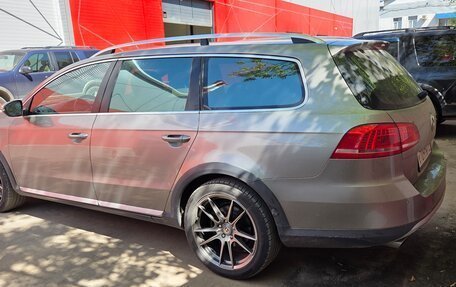 Volkswagen Passat B7, 2013 год, 1 780 000 рублей, 6 фотография