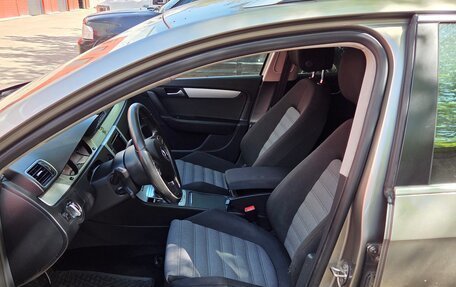 Volkswagen Passat B7, 2013 год, 1 780 000 рублей, 7 фотография