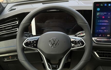 Volkswagen Tiguan, 2026 год, 4 600 000 рублей, 27 фотография