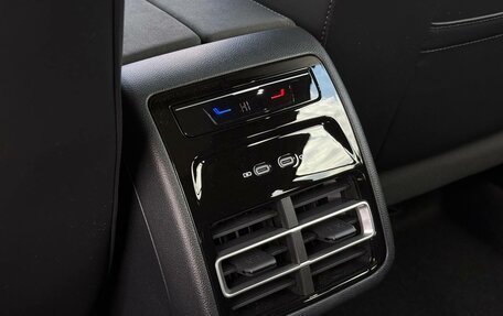 Volkswagen Tiguan, 2026 год, 4 600 000 рублей, 25 фотография