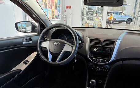 Hyundai Solaris II рестайлинг, 2011 год, 649 000 рублей, 9 фотография