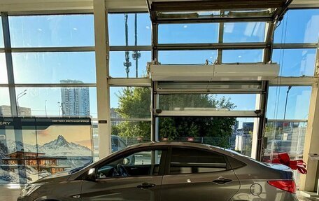 Hyundai Solaris II рестайлинг, 2011 год, 649 000 рублей, 4 фотография