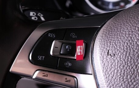 Volkswagen Touareg III, 2018 год, 4 700 000 рублей, 15 фотография