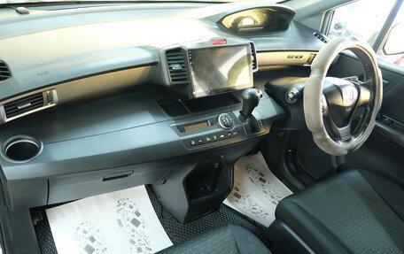 Honda Freed I, 2011 год, 1 299 000 рублей, 18 фотография
