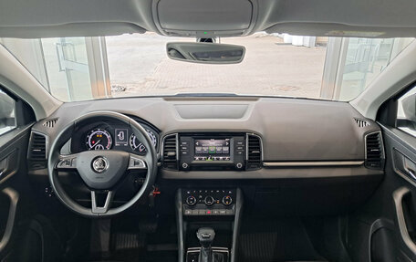 Skoda Karoq I, 2020 год, 2 310 000 рублей, 17 фотография