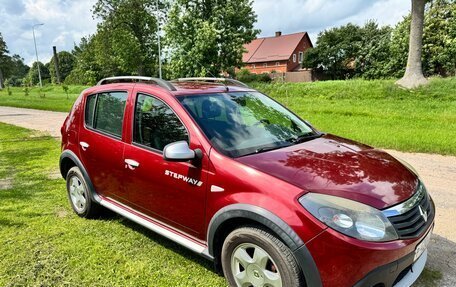 Renault Sandero I, 2012 год, 700 000 рублей, 3 фотография