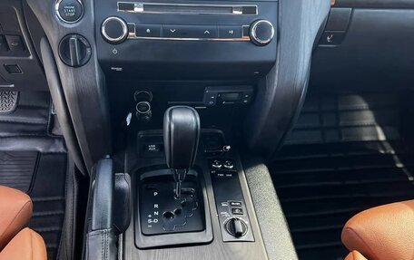 Toyota Land Cruiser 200, 2013 год, 10 800 000 рублей, 33 фотография