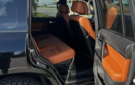 Toyota Land Cruiser 200, 2013 год, 10 800 000 рублей, 38 фотография