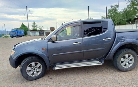 Mitsubishi L200 IV рестайлинг, 2007 год, 1 300 000 рублей, 2 фотография