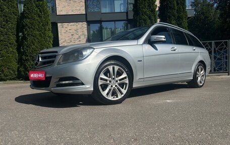 Mercedes-Benz C-Класс, 2012 год, 1 600 000 рублей, 1 фотография