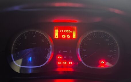 Renault Duster I рестайлинг, 2014 год, 1 050 000 рублей, 5 фотография