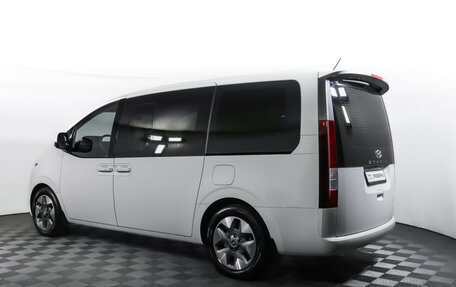 Hyundai Staria, 2021 год, 4 860 000 рублей, 8 фотография