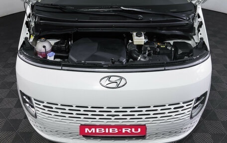 Hyundai Staria, 2021 год, 4 860 000 рублей, 10 фотография