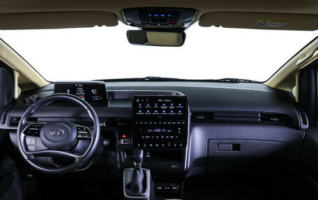 Hyundai Staria, 2021 год, 4 860 000 рублей, 15 фотография