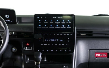 Hyundai Staria, 2021 год, 4 860 000 рублей, 20 фотография