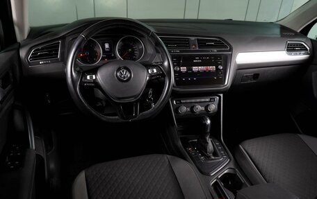 Volkswagen Tiguan II, 2020 год, 2 759 000 рублей, 6 фотография