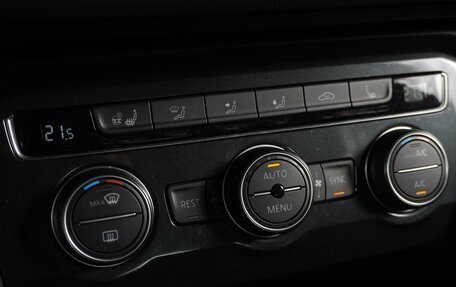 Volkswagen Tiguan II, 2020 год, 2 759 000 рублей, 16 фотография