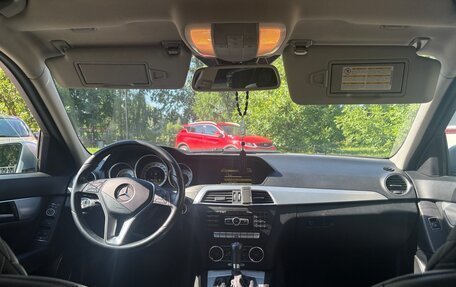 Mercedes-Benz C-Класс, 2012 год, 1 600 000 рублей, 10 фотография