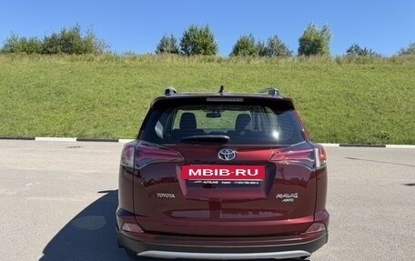 Toyota RAV4, 2019 год, 2 990 000 рублей, 7 фотография