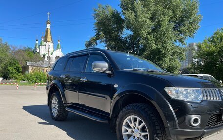 Mitsubishi Pajero Sport II рестайлинг, 2012 год, 1 500 000 рублей, 3 фотография