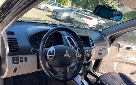 Mitsubishi Pajero Sport II рестайлинг, 2012 год, 1 500 000 рублей, 23 фотография