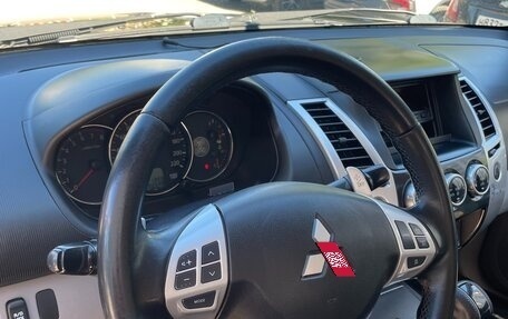 Mitsubishi Pajero Sport II рестайлинг, 2012 год, 1 500 000 рублей, 20 фотография