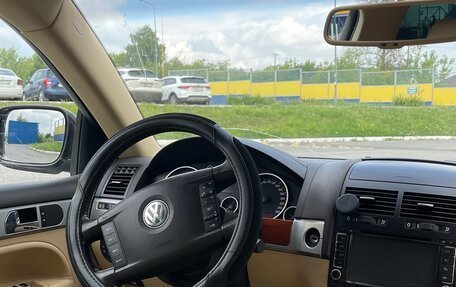 Volkswagen Touareg III, 2006 год, 639 000 рублей, 2 фотография