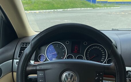 Volkswagen Touareg III, 2006 год, 639 000 рублей, 16 фотография