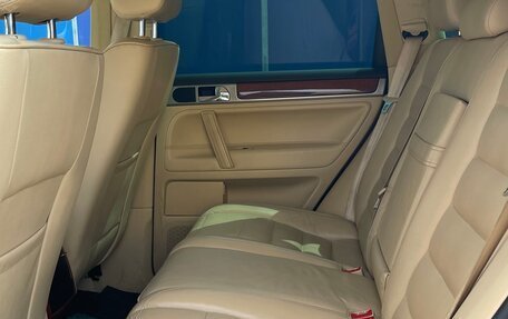 Volkswagen Touareg III, 2006 год, 639 000 рублей, 24 фотография