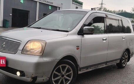 Mitsubishi Dion I рестайлинг, 2000 год, 223 000 рублей, 7 фотография