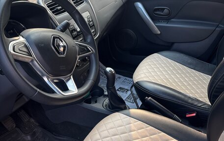 Renault Logan II, 2019 год, 1 100 000 рублей, 7 фотография