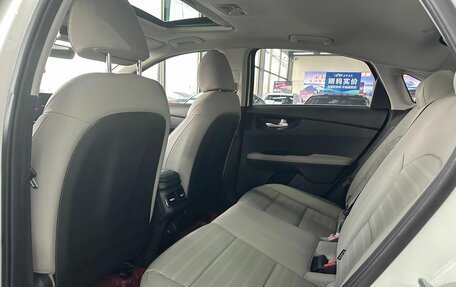 KIA K3, 2022 год, 1 522 000 рублей, 19 фотография