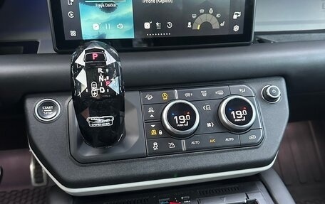 Land Rover Defender II, 2020 год, 7 500 000 рублей, 11 фотография