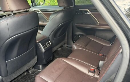 Lexus RX IV рестайлинг, 2018 год, 4 300 000 рублей, 15 фотография