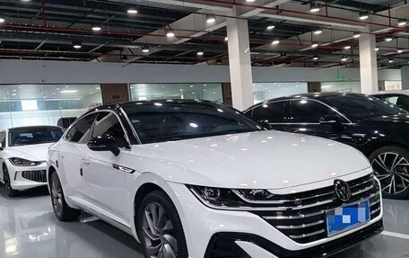 Volkswagen Passat CC, 2024 год, 2 809 684 рублей, 3 фотография