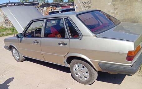 Audi 80, 1985 год, 80 000 рублей, 3 фотография