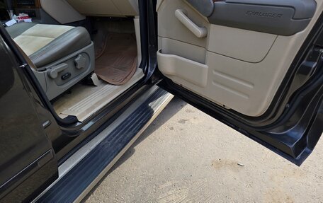 Ford Explorer IV, 2005 год, 1 100 000 рублей, 15 фотография