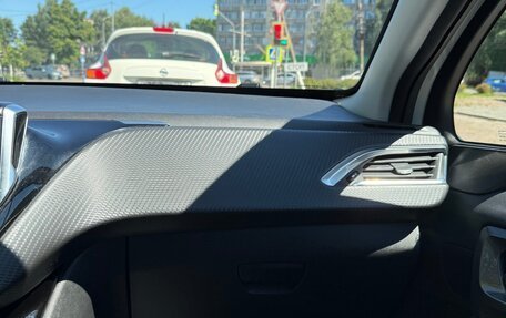 Peugeot 2008 II, 2017 год, 1 450 000 рублей, 8 фотография