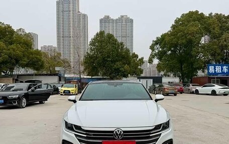 Volkswagen Passat CC, 2024 год, 3 073 628 рублей, 2 фотография