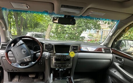 Lexus LX III, 2009 год, 2 890 000 рублей, 15 фотография