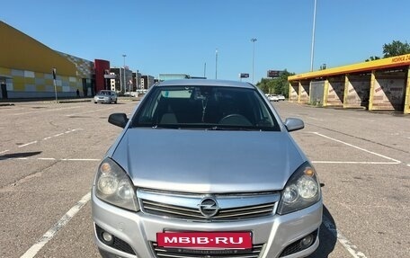 Opel Astra H, 2009 год, 330 000 рублей, 1 фотография